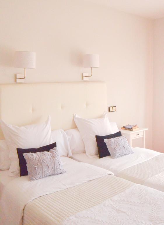 Hostal Carlos V Puebla de Sanabria Extérieur photo